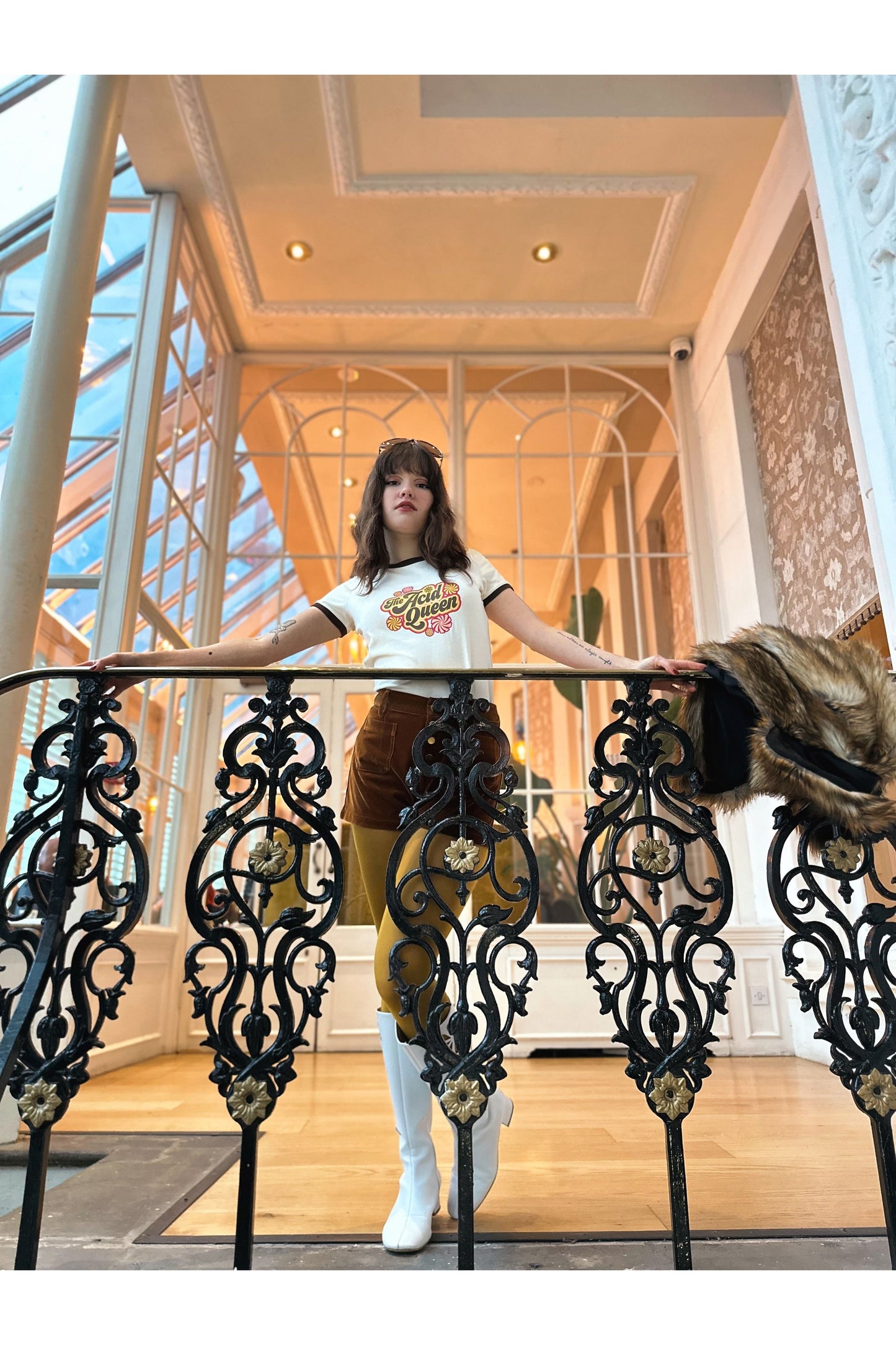 Exclusive Women's Acid Queen Ecru - T-Shirt