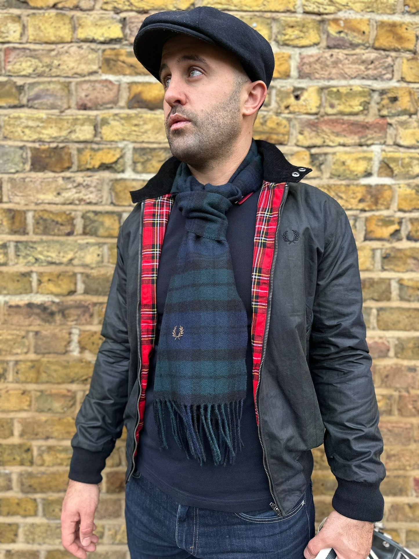 C8137 Lambswool Black Watch Tartan - Scarf