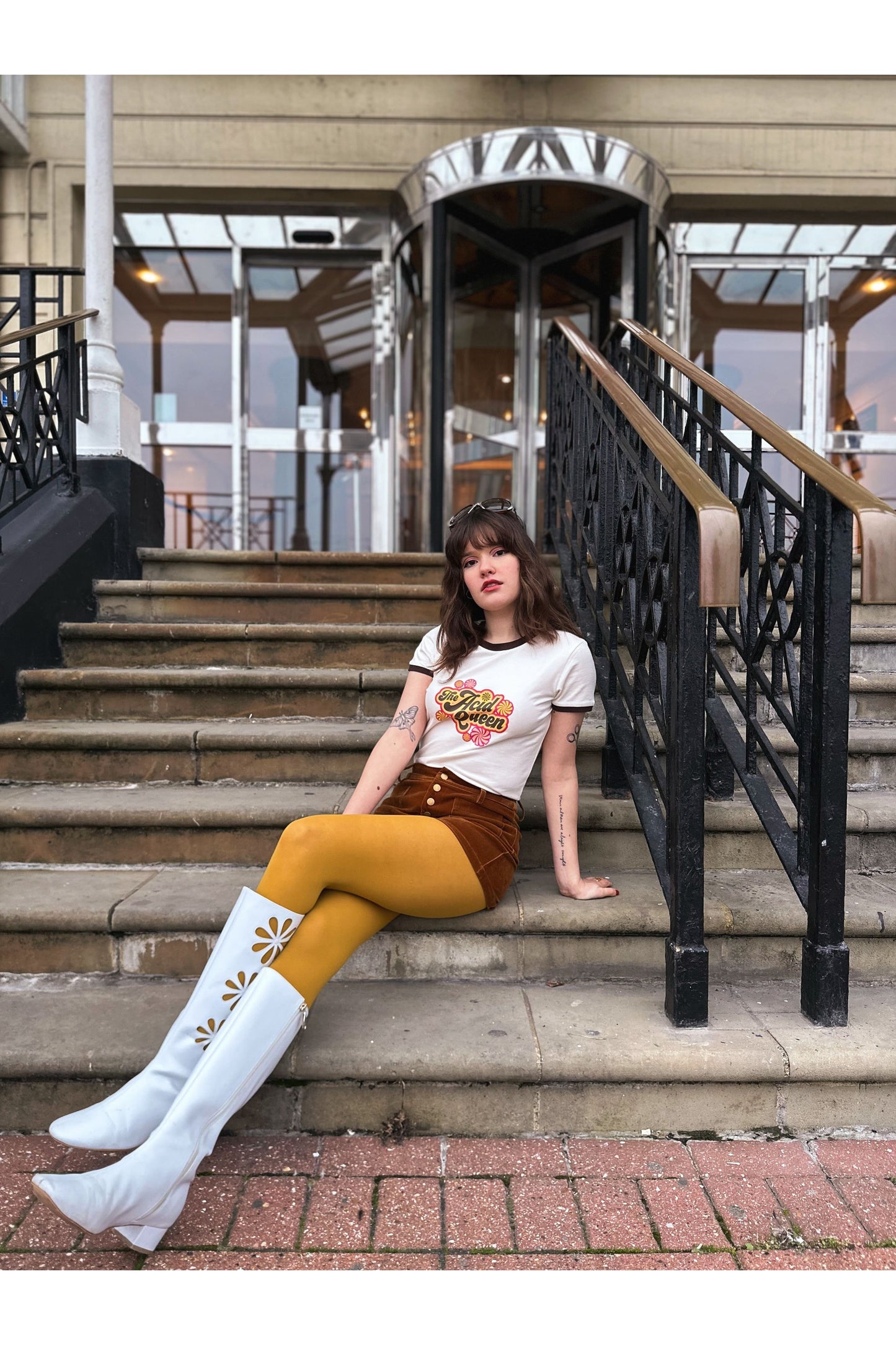 Exclusive Women's Acid Queen Ecru - T-Shirt