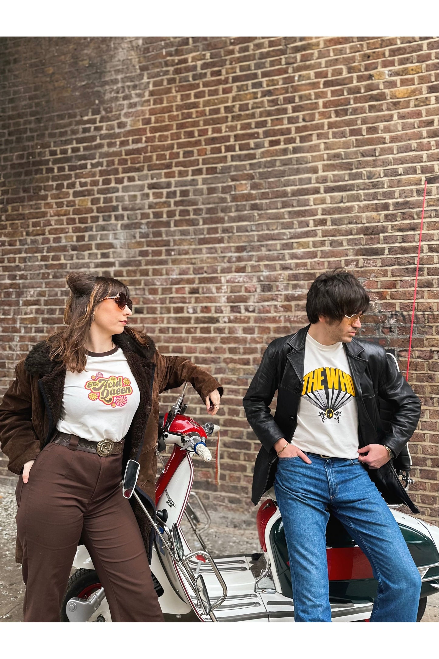 Exclusive Women's Acid Queen Ecru - T-Shirt