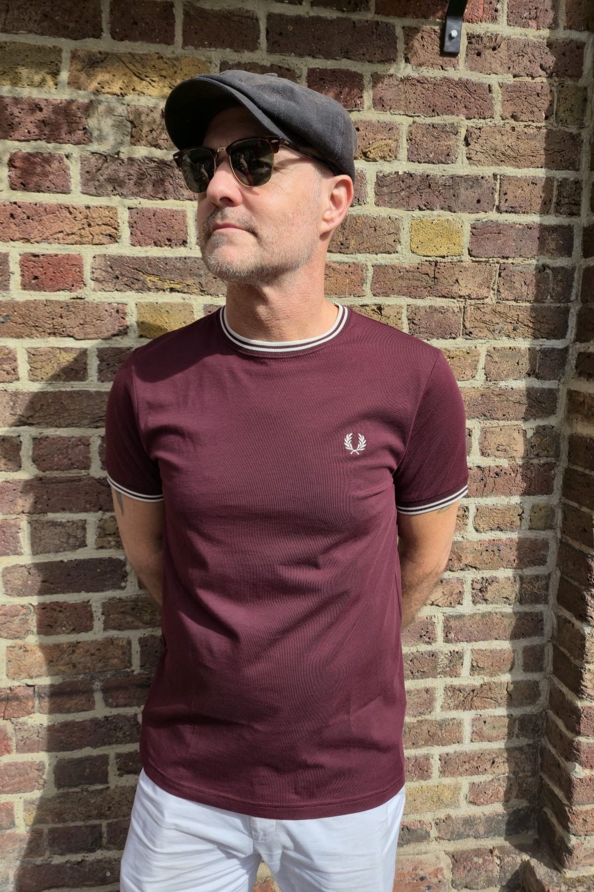 M1588 Twin Tipped Oxblood - T-Shirt