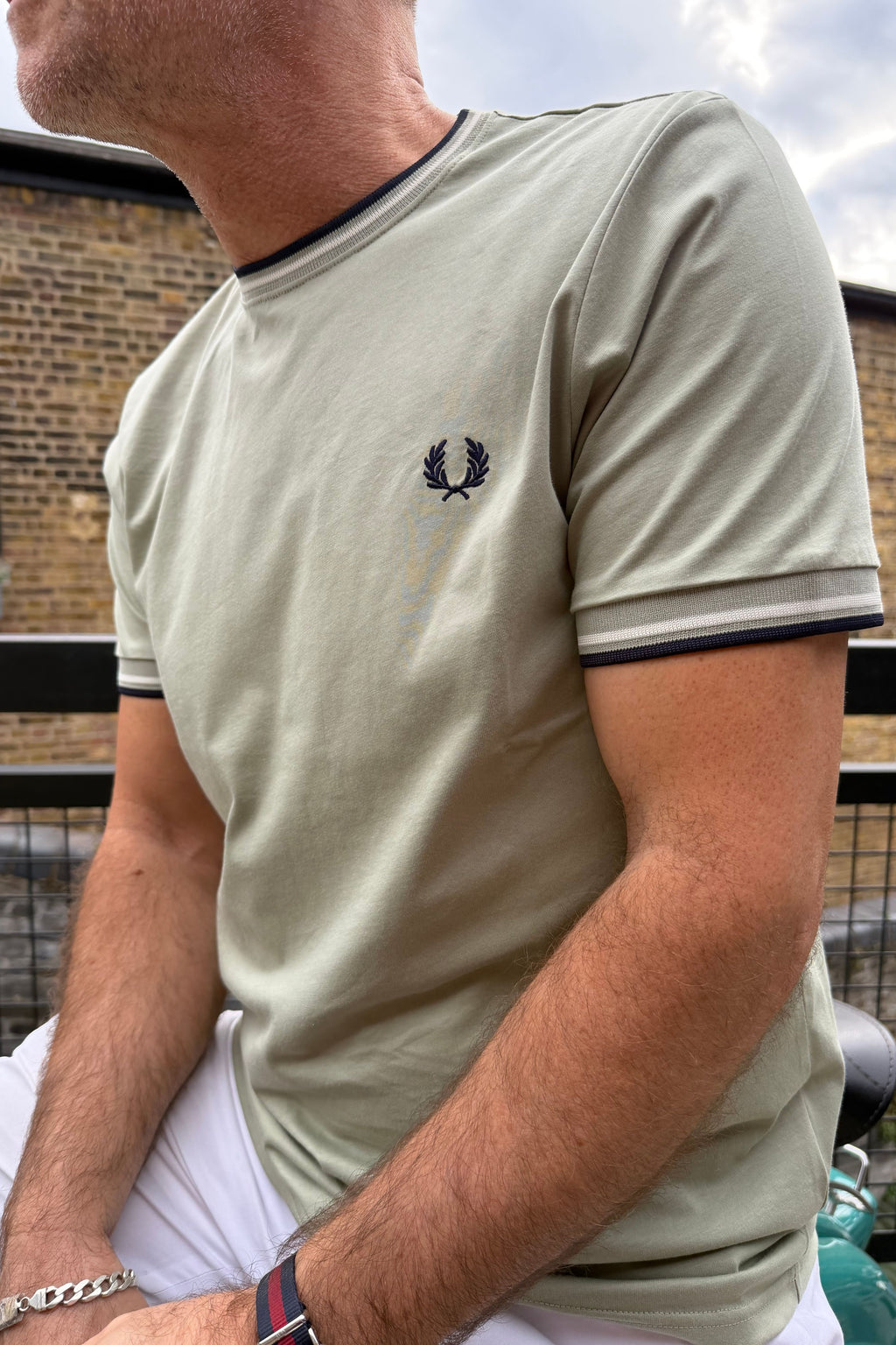 M1588 Twin Tipped Seagrass / Ecru - T-Shirt