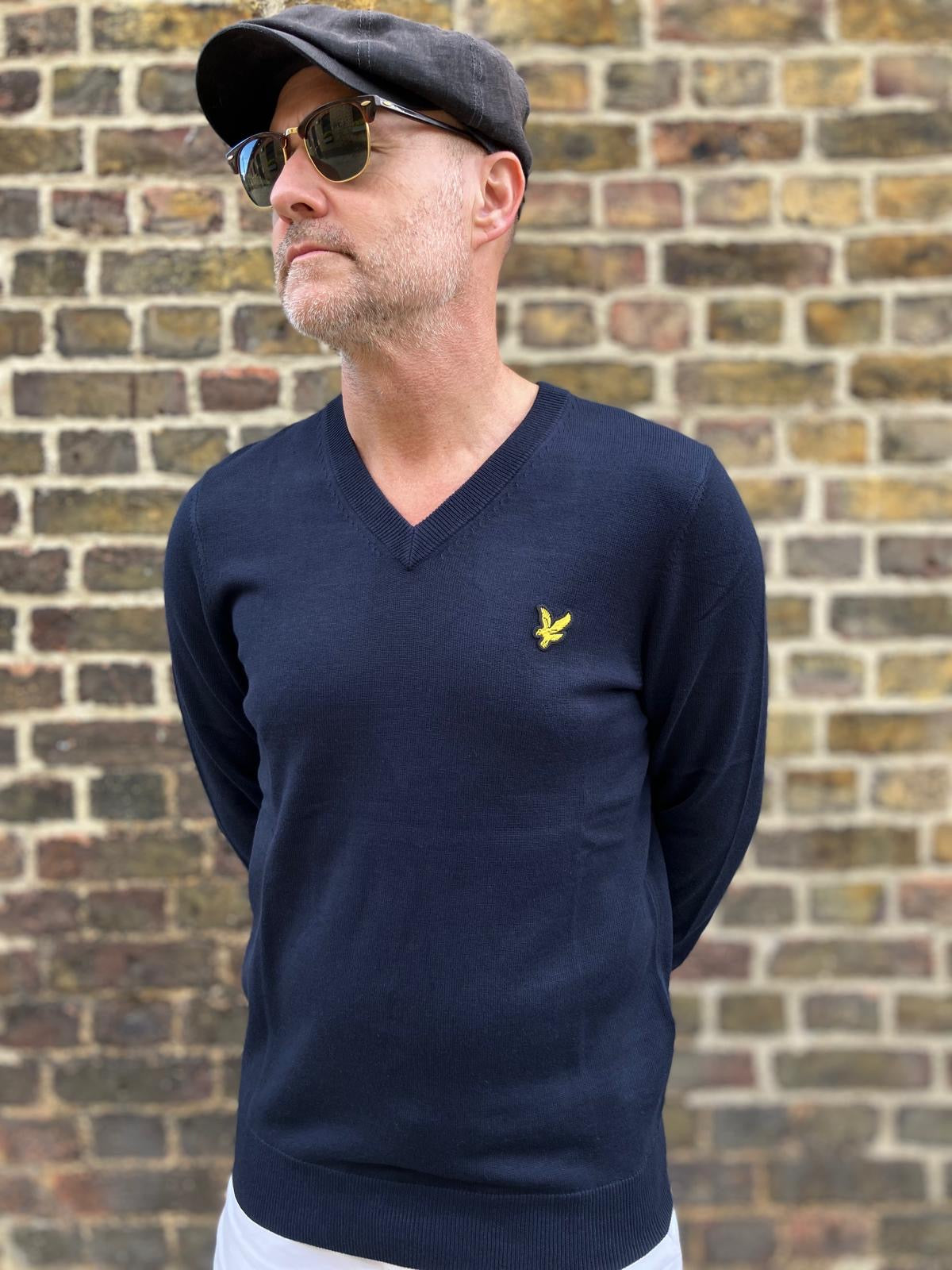 V-Neck Dark Navy - Knitted Jumper