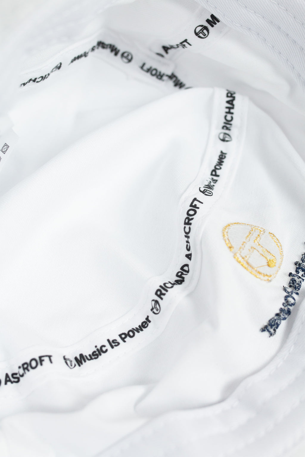 Stonewoods White - Bucket Hat