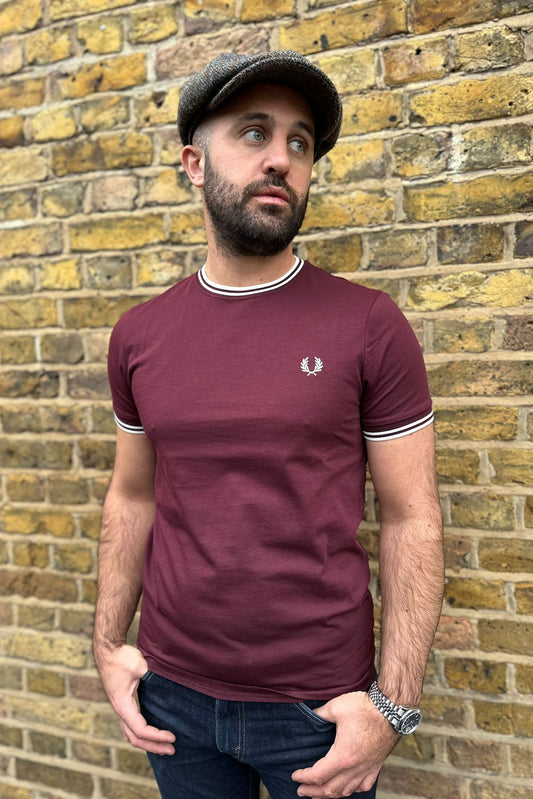 M1588 Twin Tipped Oxblood / Ecru - T-Shirt