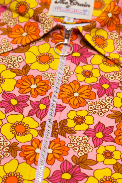 Exclusive 'Jagger' Dagger Collar Love Grows Pink - S/S - Shirt